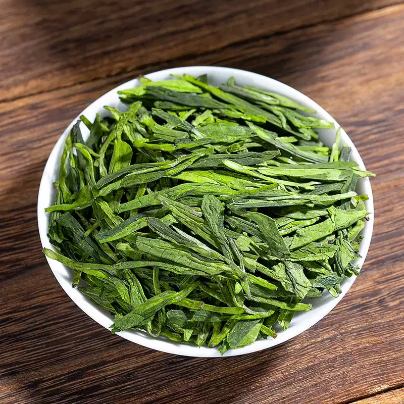 Longjing – The Classic Chinese Green Tea with Fresh Aroma